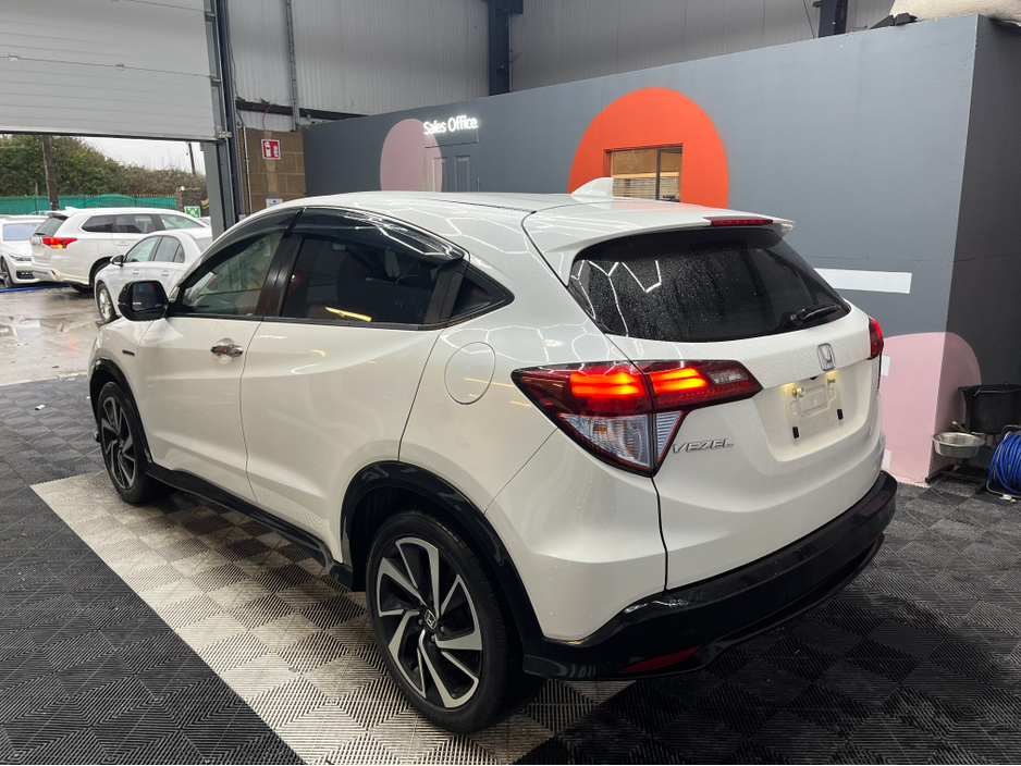 2017 Honda Vezel €16950! 2017 HONDA VEZEL RS HYBRID SENSING 1.5 AUTOMATIC / CRUISE CONTROL / REVERSE CAMERA / HEATED SEATS / PADDLE SHIFTERS AND MORE €16,950