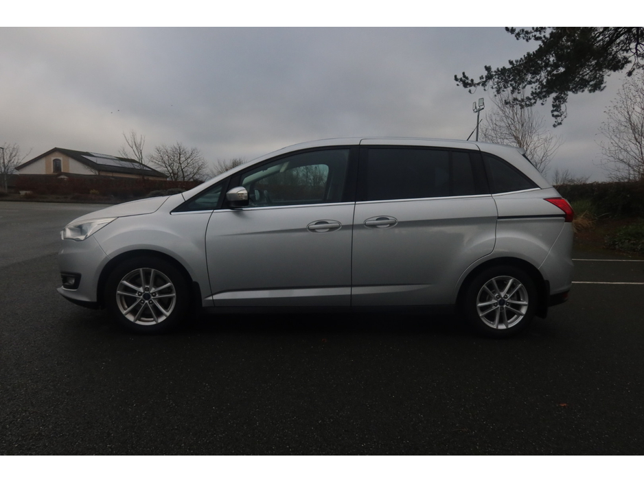 2015 Ford Grand C-Max 1.5 TDCI ZETEC 120 120PS 5DR €7,500