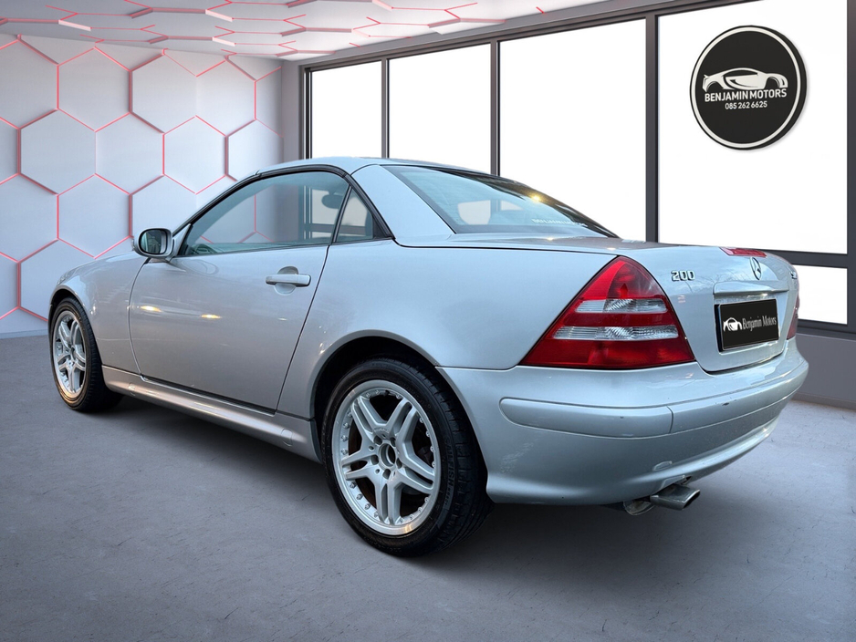 2003 Mercedes-Benz SLK Class - image 7