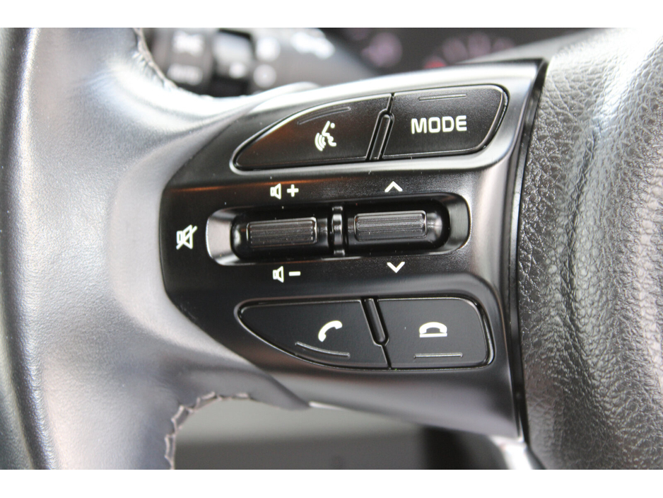 2023 Kia Stonic - image 19