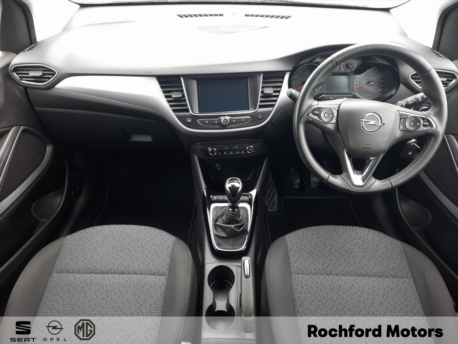 2024 Opel Crossland X - image 8