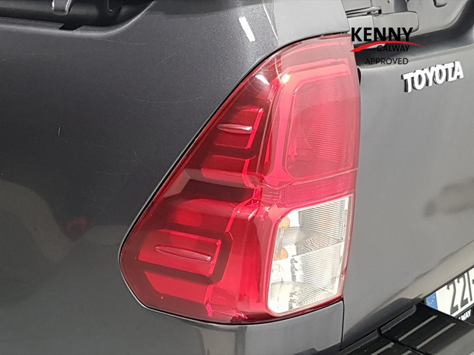 2022 Toyota Hilux 2.4 DLX SINGLE CAB 2DR €31,990