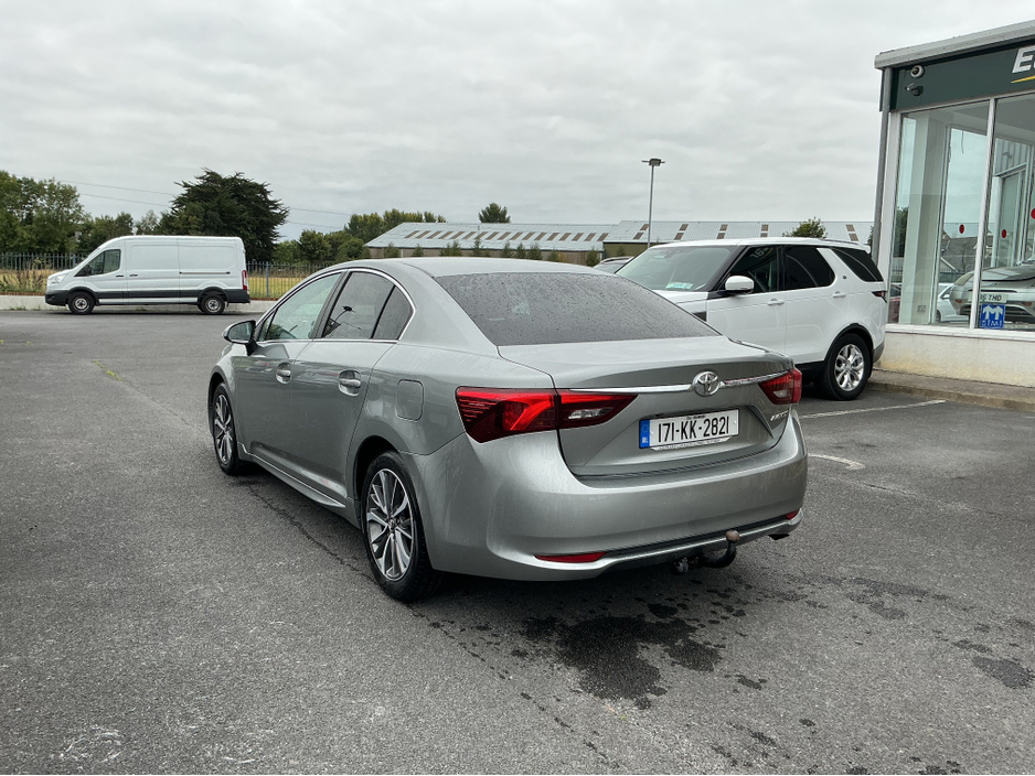 2017 Toyota Avensis 2.0 D-4D BUS EDITION PLUS OVERMOUNT 141BHP 4DR €10,995