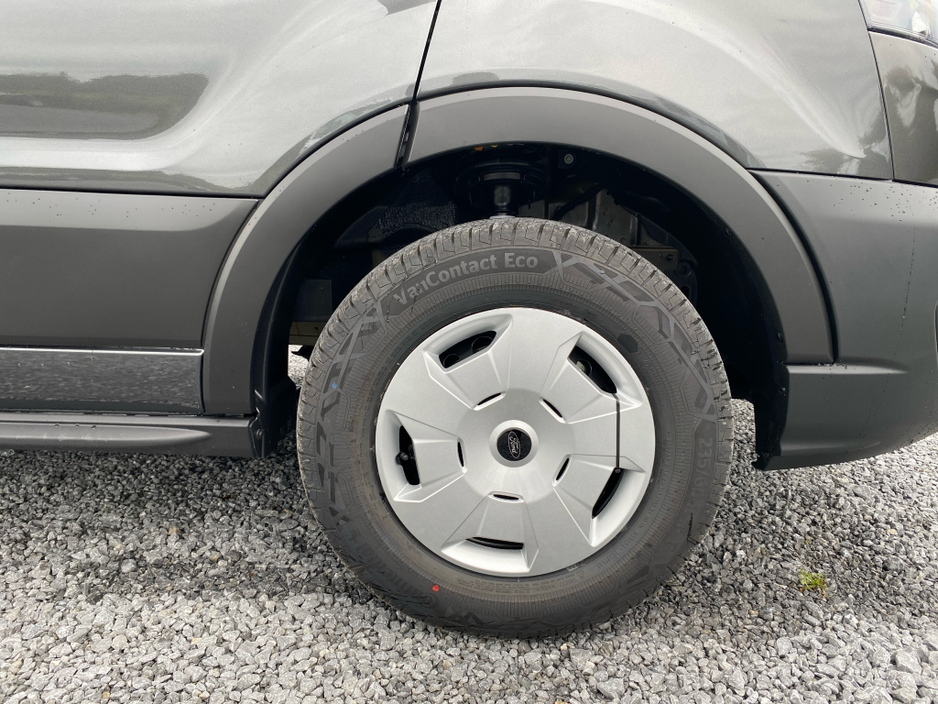 2026 Ford Transit - image 7