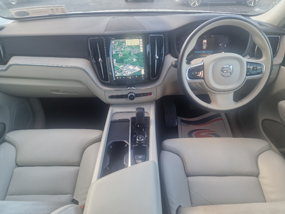 2023 Volvo XC60 B4 Plus Bright 5DR Auto €44,950