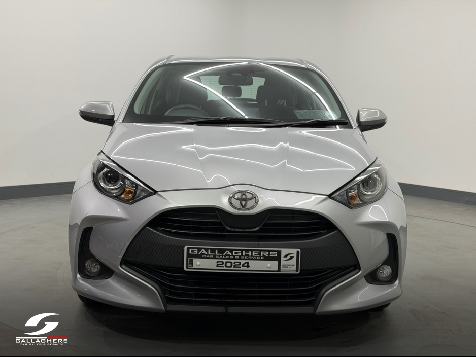 2024 Toyota Yaris - image 7