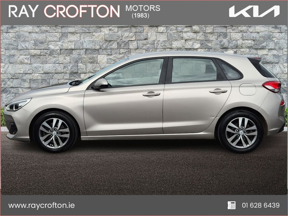 2019 Hyundai i30 - image 5