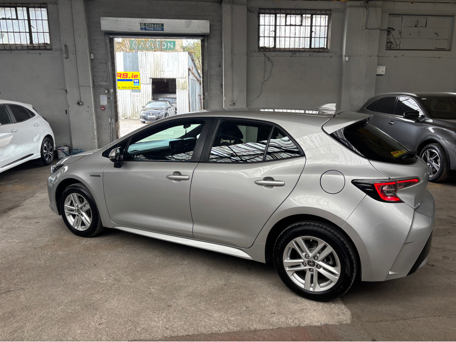 2021 Toyota Corolla - image 11