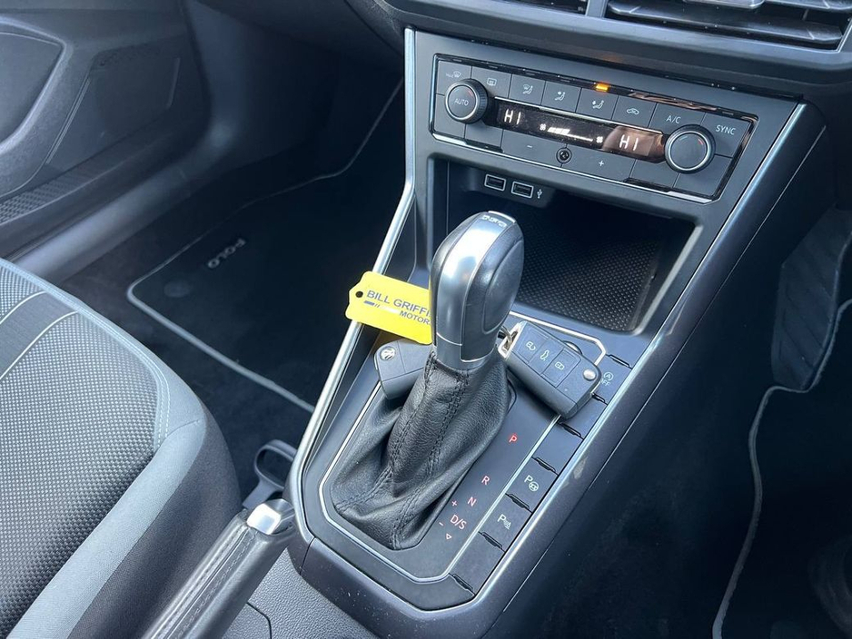 2019 Volkswagen Polo - image 11