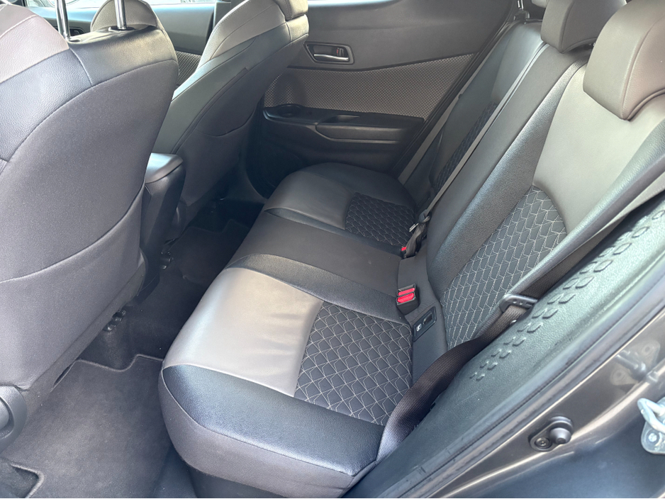 2023 Toyota C-HR HYBRID SOL 4DR AUTO €23,950