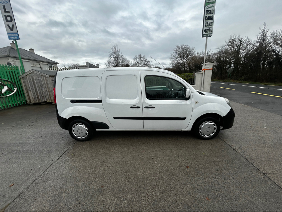2012 Renault Kangoo 1.5 MAXI LL DCI 90 6DR 5 SEATER  CREWCAB €3,250