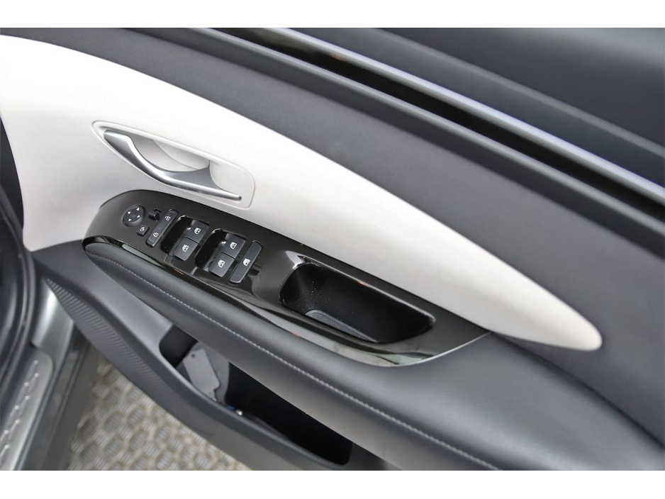 2024 Hyundai Tucson 1.6 EXECUTIVE PLUS HEV *FULL BEIGE LEATHER* €38,490