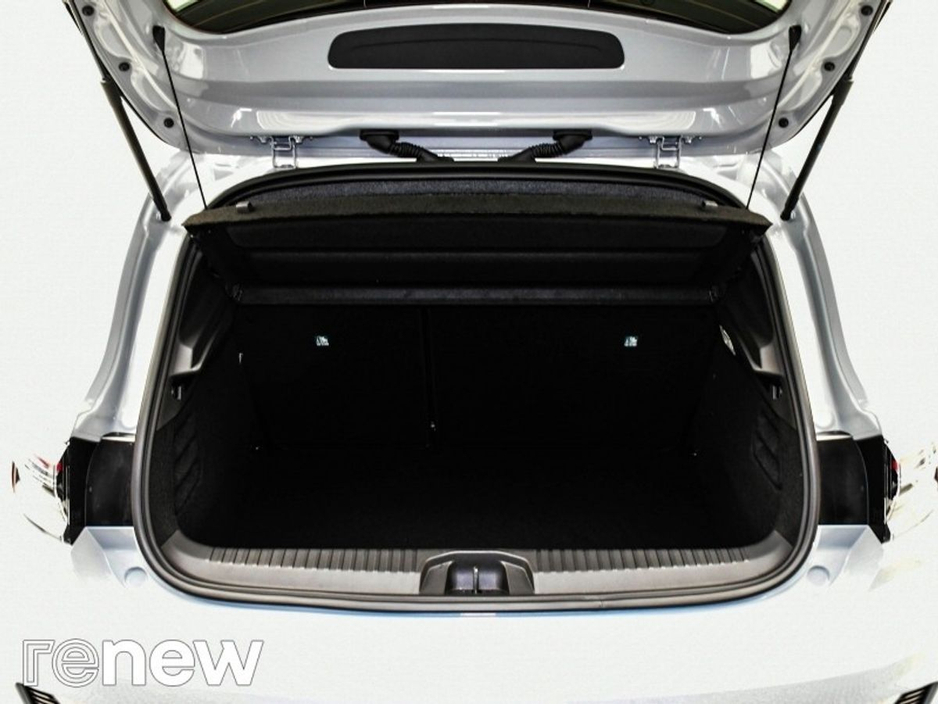 2025 Renault Clio - image 12