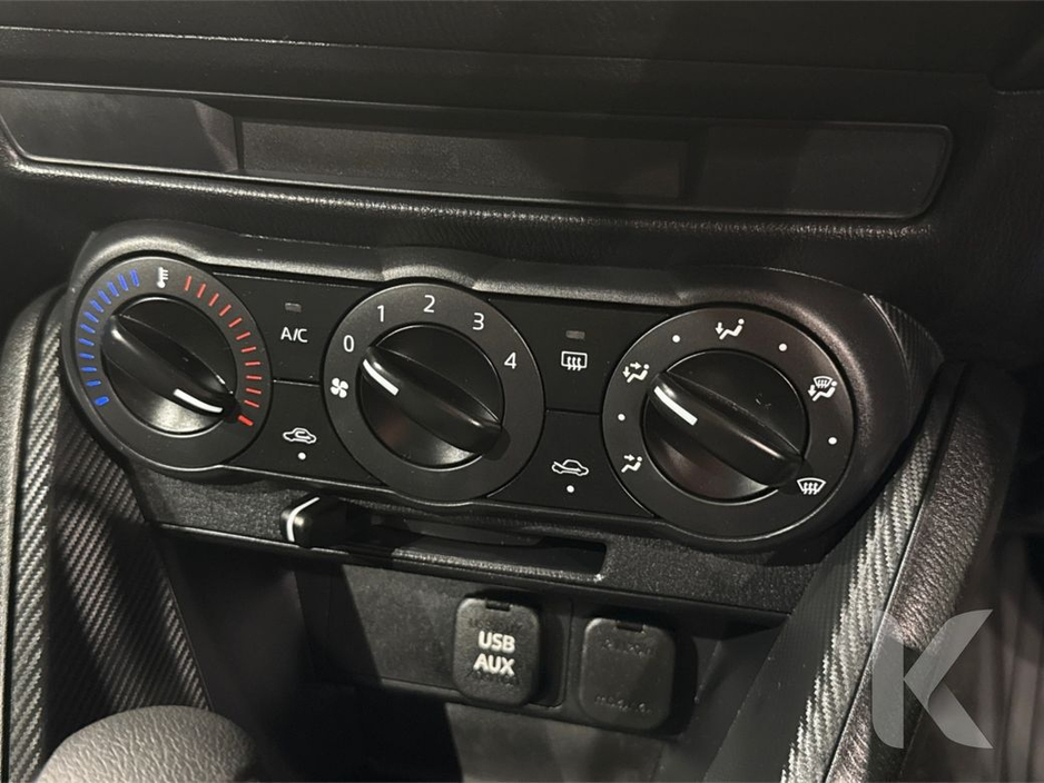 2020 Mazda Demio - image 18