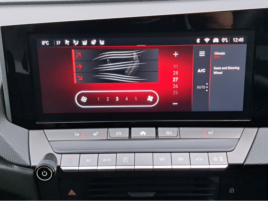 2025 Opel Astra ELEGANCE 1.2TURBO 110BHP **REVERSING CAMERA** €29,950