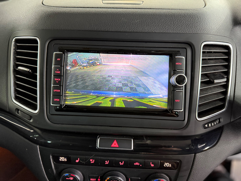 2015 Volkswagen Sharan 2.0TDI 150BHP Sharan €12,950