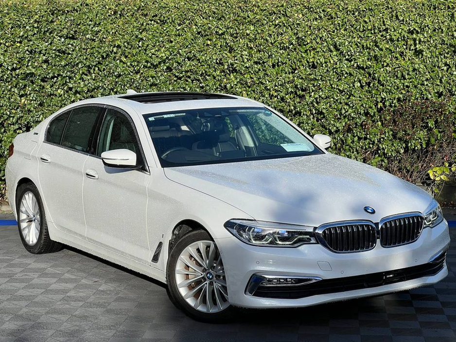 2018 BMW 5 Series 530e LUXURY LINE 2.0 HYBRID // FULL SERVICE HISTORY/ /TILT & SLIDE SUNROOF // HARMAN/KARDON €24,900