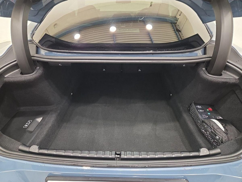 2019 BMW 8 Series - image 13