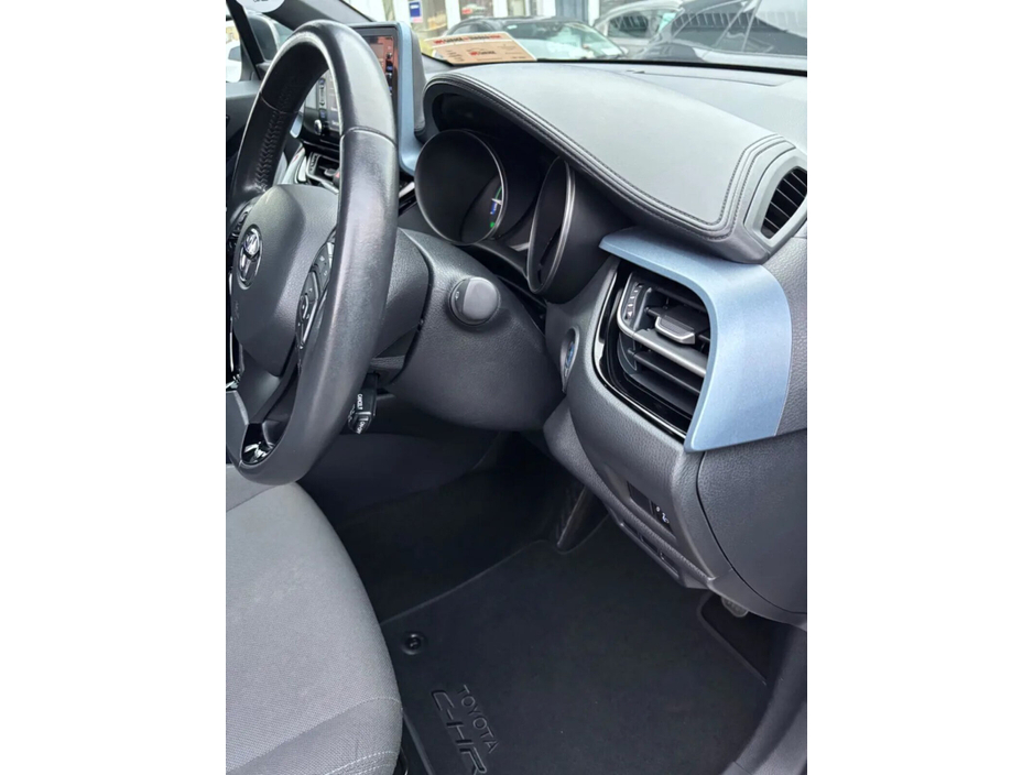 2022 Toyota C-HR 1.8 HYBRID SPORT BITONE €23,000