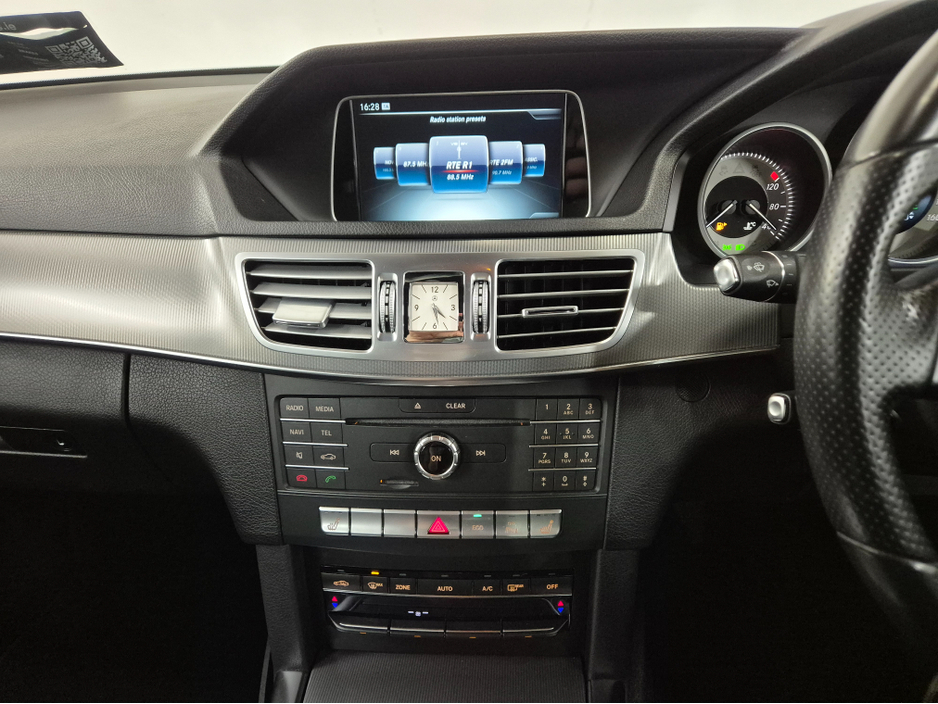 2015 Mercedes-Benz E Class - image 27