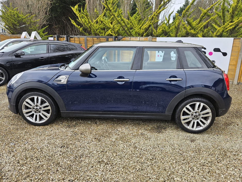 2017 MINI Hatch - image 4