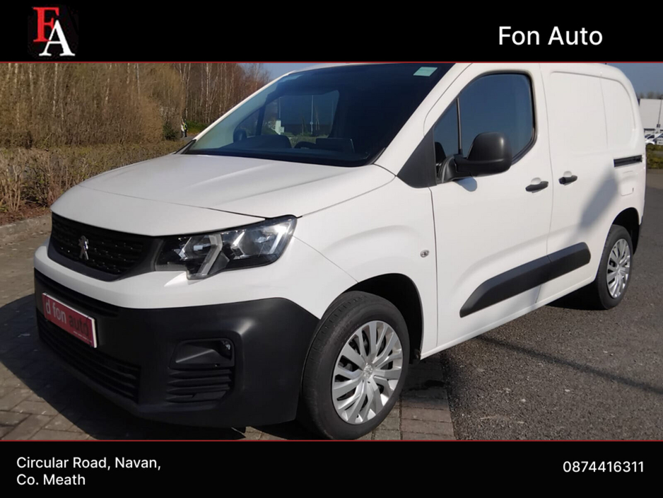 2019 Peugeot Partner - image 12