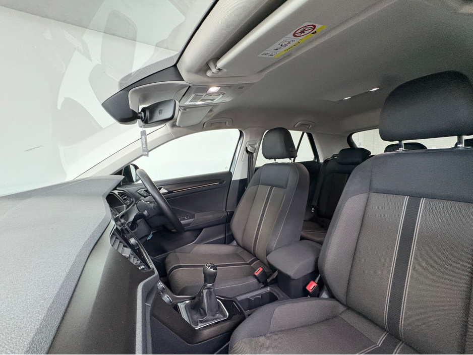 2019 Volkswagen T-Roc DESIGN TDI €18,950