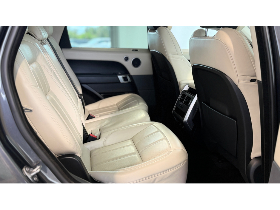 2022 Land Rover Range Rover Sport - image 17