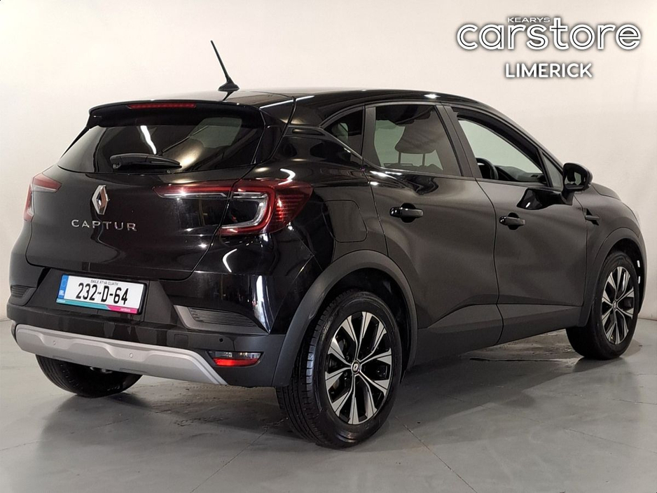 2023 Renault Captur - image 3