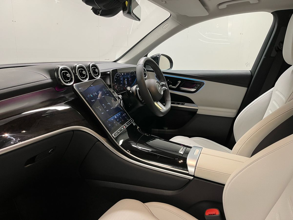 2023 Mercedes-Benz GLC Class 220d AMG 4Matic - 19 Inch Alloys - Reversing Camera - Ambient Lighting - Sat Nav - Climate Control - Electric Heated Memory Seats - Cruise Control - Apple CarPlay/Android Auto