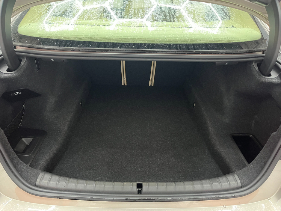 2017 BMW 5 Series €22950! 2017 BMW 520D 523D LUXURY 2.0 AUTOMATIC / CRUISE CONTROL / 360° PARKING CAMERA / ELECTRIC MEMORY HEATED FRONT & REAR SEATS / AMBIENT LIGHTS €22,950