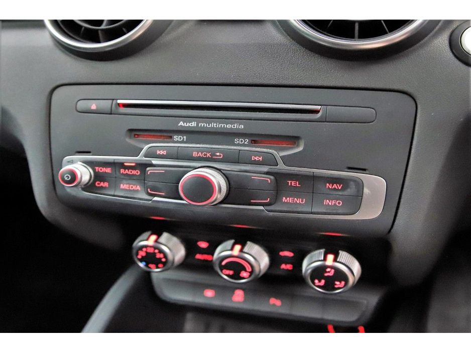 2017 Audi A1 - image 21