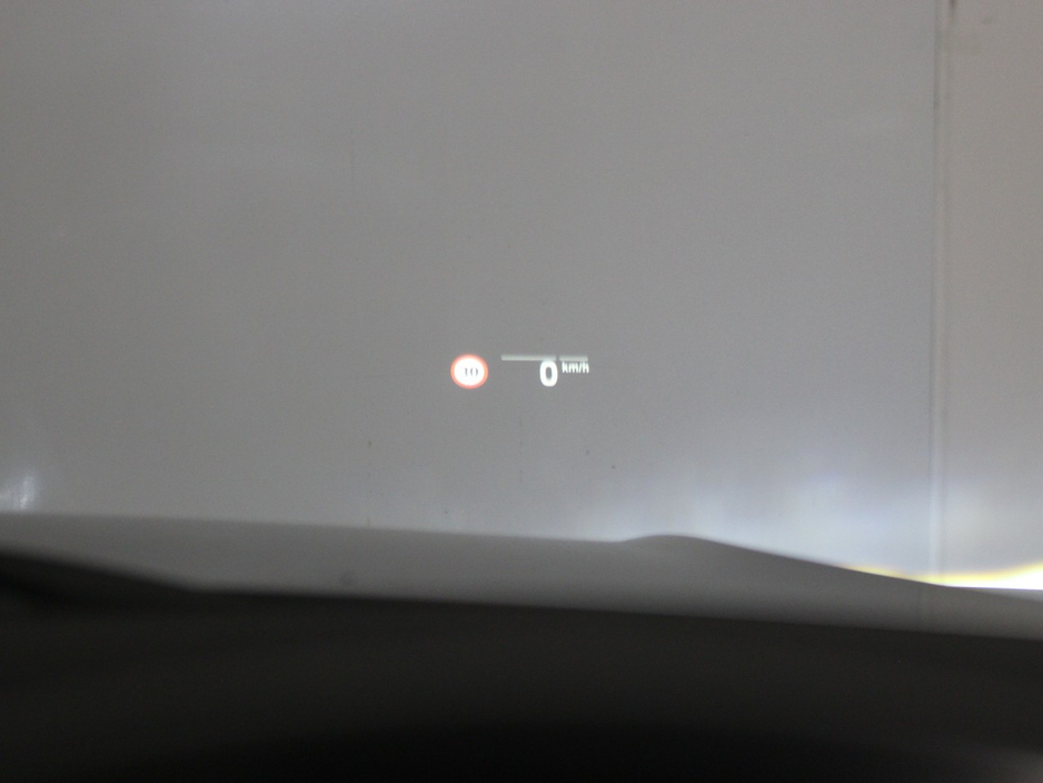 2019 BMW 3 Series - image 32