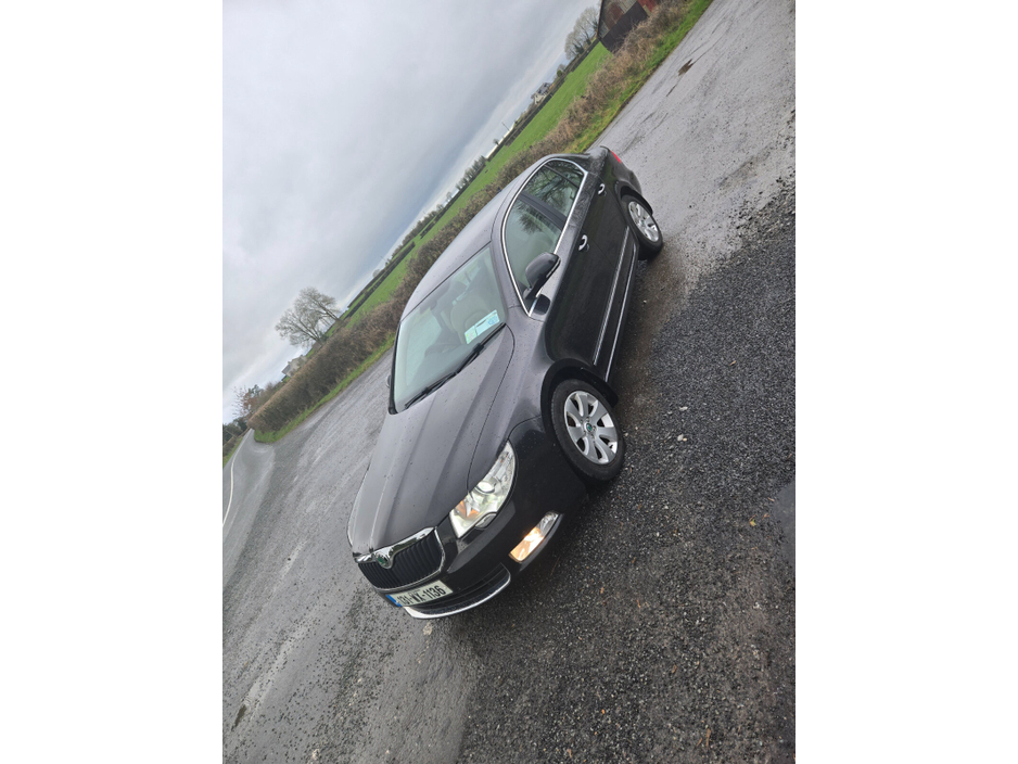 2013 Skoda Superb 1.6 TDI CR 105hp Elegance Greenline €7,800