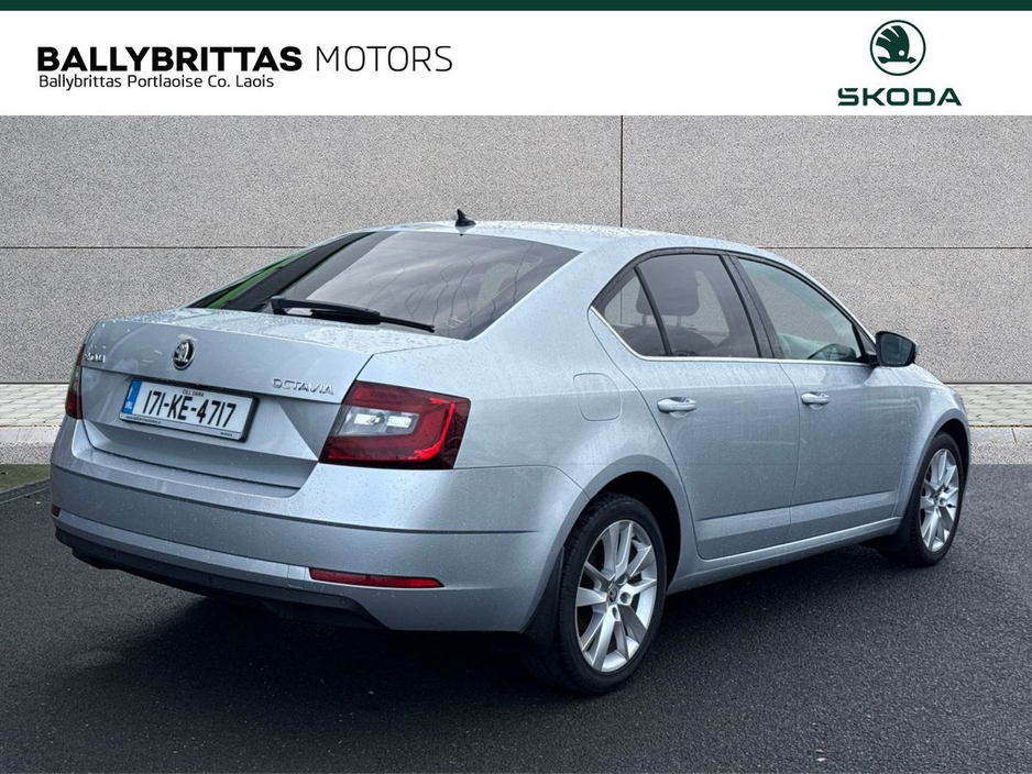 2017 Skoda Octavia - image 5