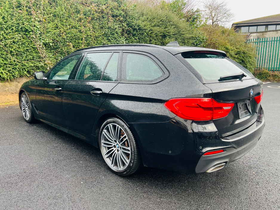 2019 BMW 5 Series ALLOYS // REVERSE CAM // PARKING SENSORS €31,950