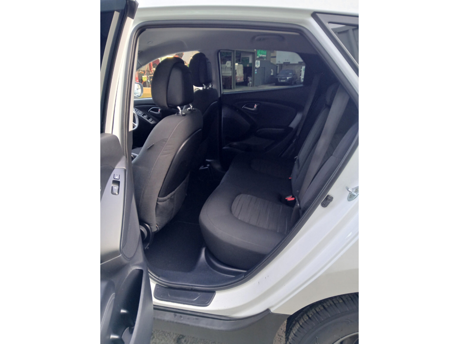 2015 Hyundai ix35 - image 14