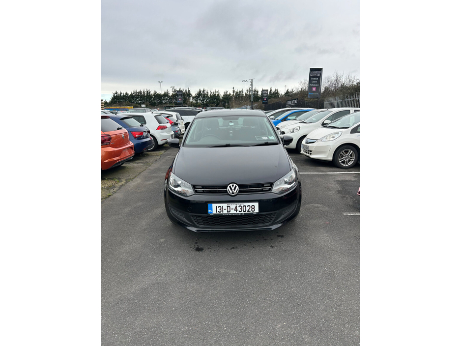 2013 Volkswagen Polo - image 2