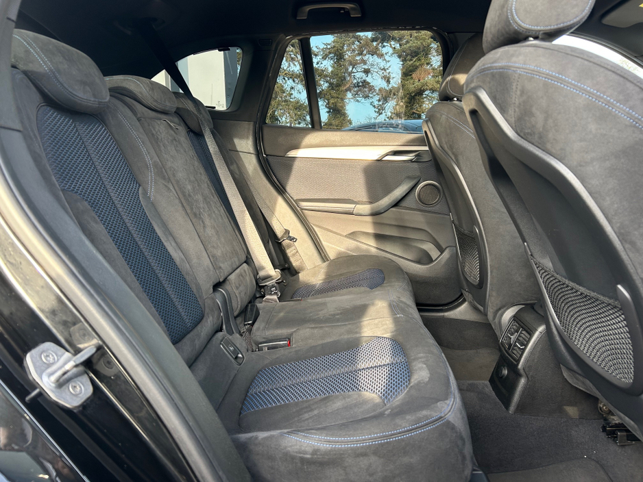 2016 BMW X1 - image 16