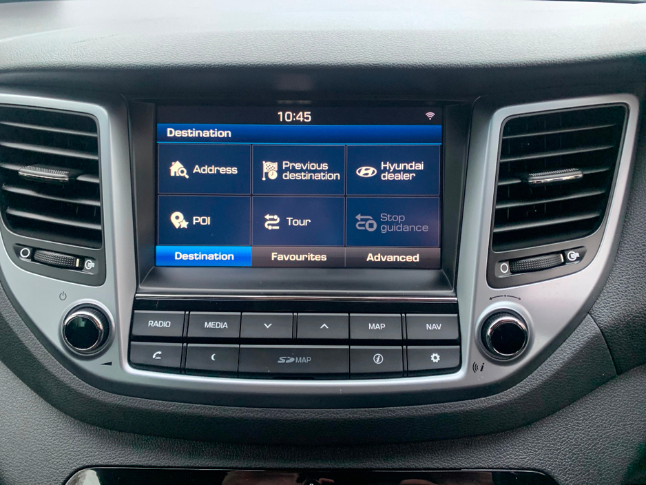 2017 Hyundai Tucson 1.7 CRDI EXECUTIVE 5DR // GREAT CONDITION // LEATHER, HEATED SEATS AND SAT NAV // €12,950