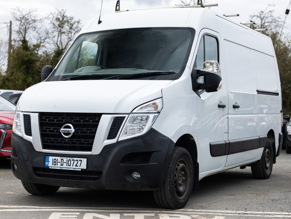 2018 Nissan NV400 - image 3