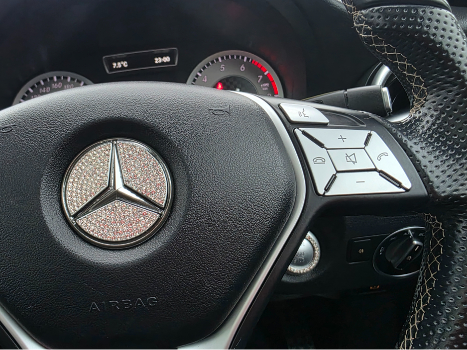 2015 Mercedes-Benz A Class A180  SUNFOOF PANO ROOF - HALF LEATHER HEATED SEATS - REV CAMERA - HI SPEC / SYSTEM LOW ROAD TAX BAND / SIMI DEALER €16,450