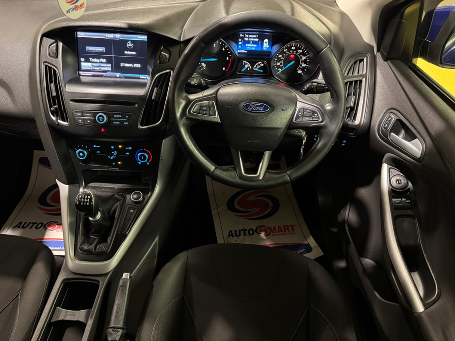 2015 Ford Focus - image 7