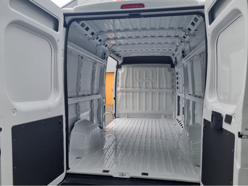 2026 Fiat Ducato 2.2 | L3H2 | 140hp €33,211