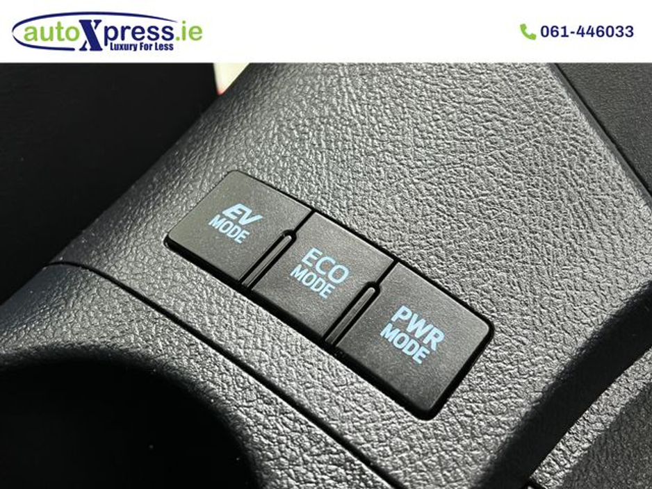 2016 Toyota Auris 1.8 Automatic, Hybrid, Reversing camera €12,895