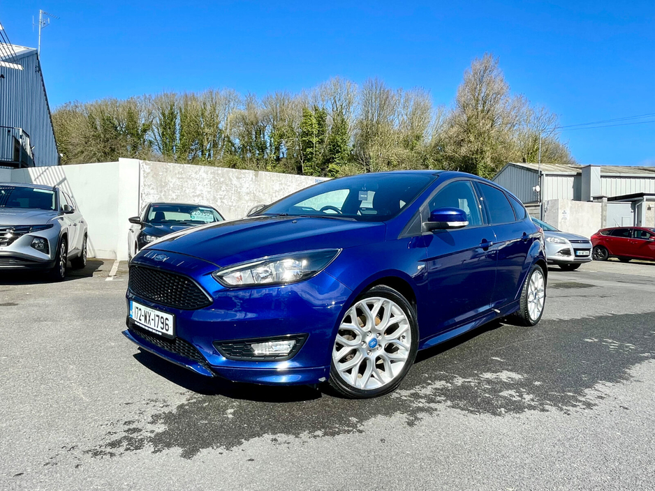 2017 Ford Focus - image 7