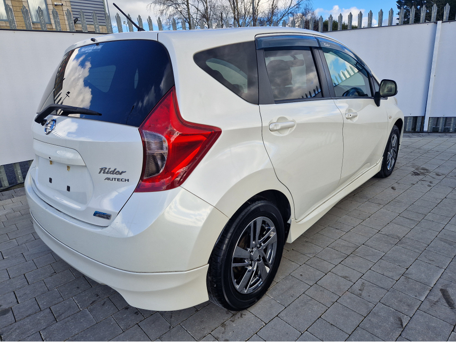 2014 Nissan Note - image 11