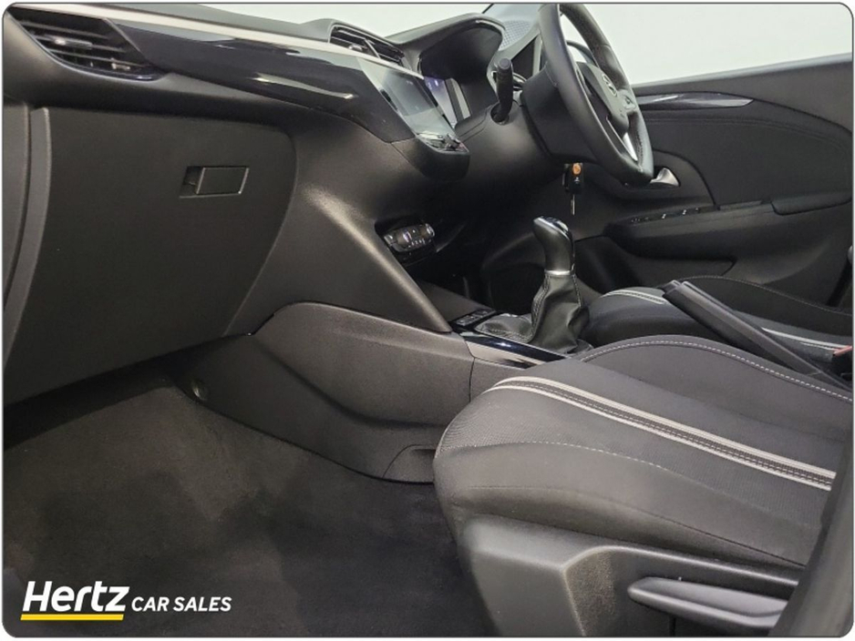 2023 Opel Corsa - image 4