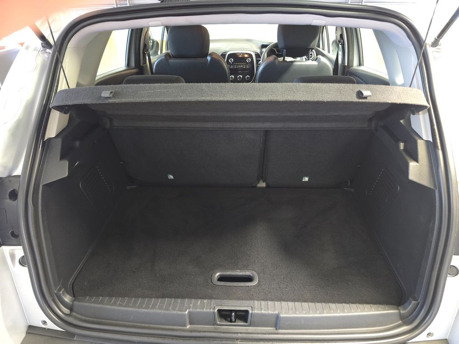 2019 Renault Captur - image 6