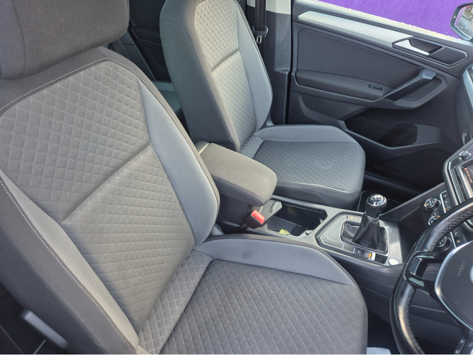 2017 Volkswagen Tiguan COMFORTLINE 2.0 TDI 115BHP 115HP MANUAL 6SPEED FWD 4 €17,900